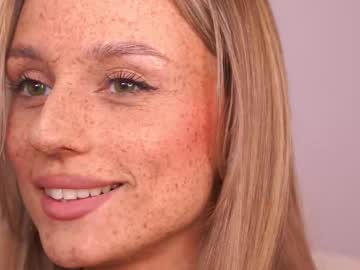 girl Live Cam Sex with artease