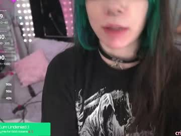 girl Live Cam Sex with crimsonkitten