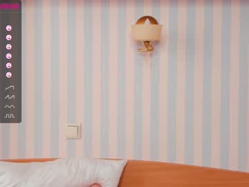 girl Live Cam Sex with blesskisss