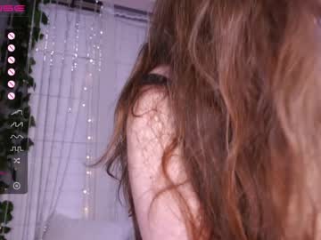 girl Live Cam Sex with yourcurvydream_