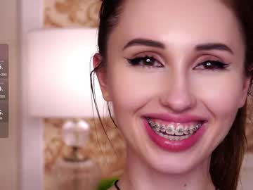 girl Live Cam Sex with dollydoggett