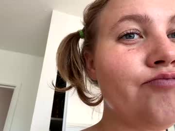girl Live Cam Sex with phoenix_songbird808