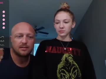 couple Live Cam Sex with barleylegalslut00