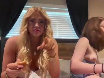 girl Live Cam Sex with lizzymariee