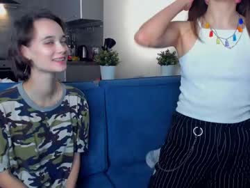 couple Live Cam Sex with rosaiuking