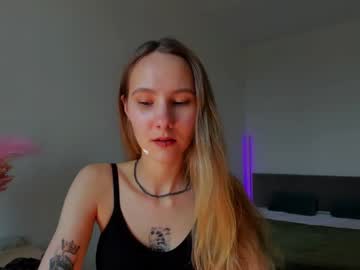 couple Live Cam Sex with caleneloress