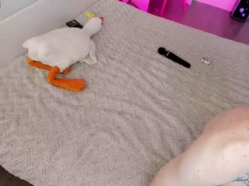 couple Live Cam Sex with qotavroom_q