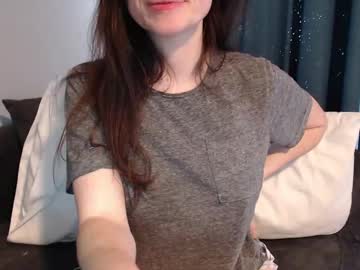girl Live Cam Sex with tinyytina