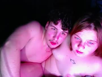 couple Live Cam Sex with gdfunhouse