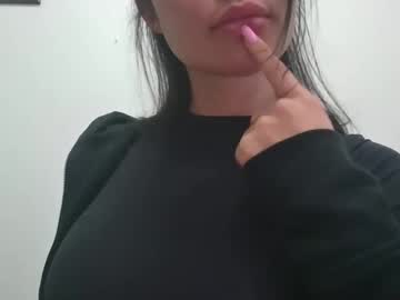 girl Live Cam Sex with milaaa708