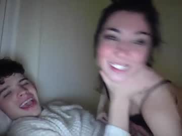 couple Live Cam Sex with super_soaker9000