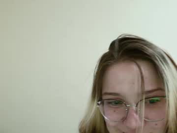 couple Live Cam Sex with liya_still